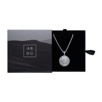 Pendant Box Open